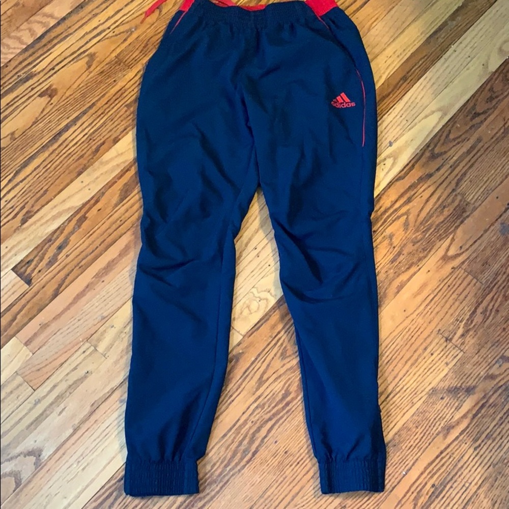Adidas sweat